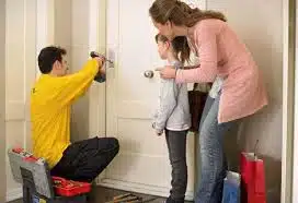 Apertura de puertas en Moralzarzal